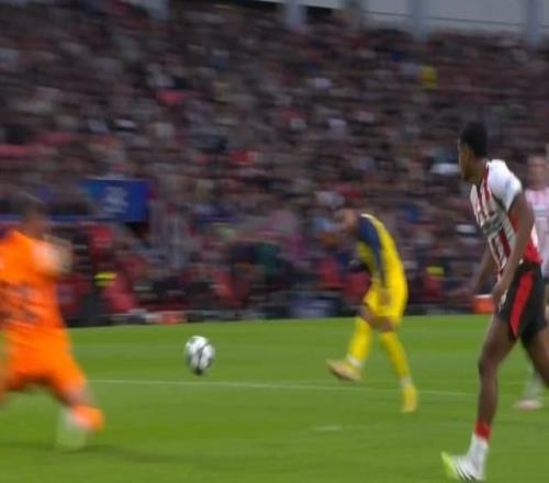  埃因霍温迎NBA季后赛关键赛；今晚刷新队史纪录；气氛紧张；细节决定成败