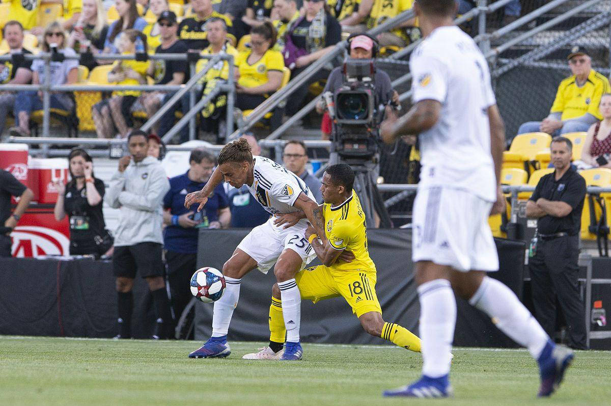 关于NBA常规赛今晨再迎强敌，巴黎圣日耳曼绝杀压哨，主帅态度——信心回归，轮换策略成焦点的信息